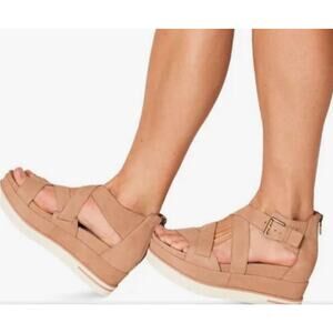Eileen Fisher Womens Tan Nubuck Platform Sandals With Crisscross Straps Size 7.5